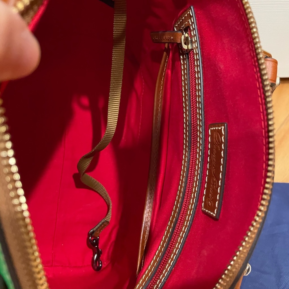 SOLD Dooney & Bourke Kelly Green Darcy Satchel - Picture 7 of 13
